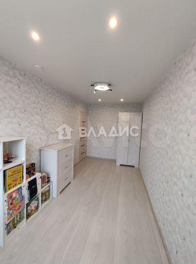 3-к. квартира, 75,8 м², 1/3 эт.