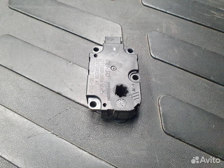 Моторчик заслонки печки Audi A8 D4/4H 2012