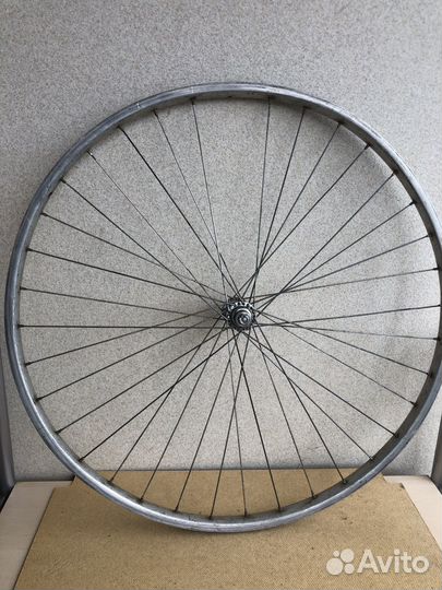 Переднее колесо с хвз Спутник B-34 1963г выпуска