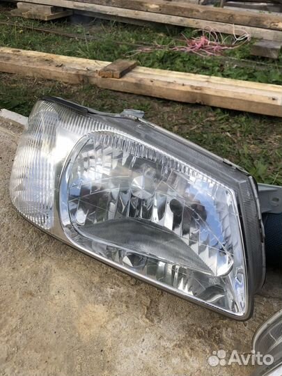 Фары на hyundai accent