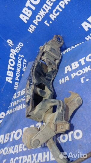 Кронштейн кпп Daewoo Nexia седан 2007