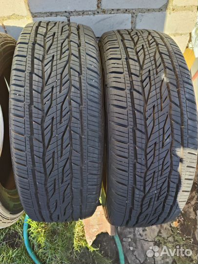 Continental ContiCrossContact LX2 215/60 R17 96H
