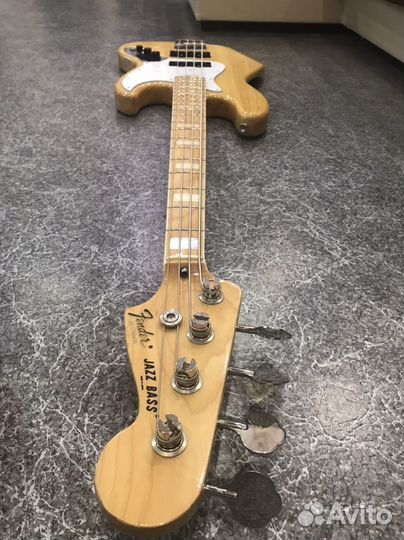 Бас гитара Fender jazz bass '75 Japan