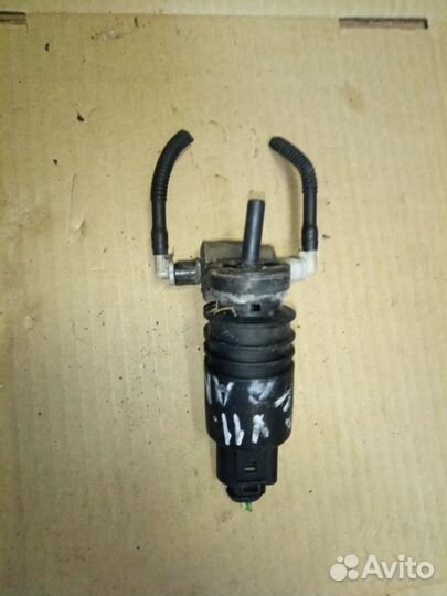 Насос омывателя фар Volkswagen Touran