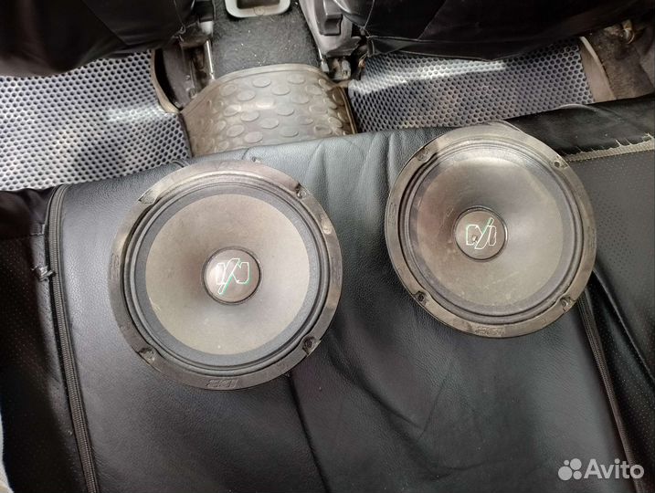 Колонки 16 см