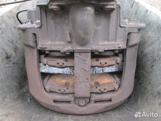 Суппорт тормозной задний левый Volvo FM13 FH13