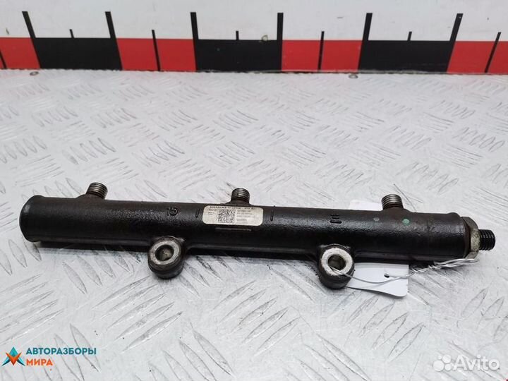 Топливная рампа Jaguar S-Type рест. 2005 JDE4062