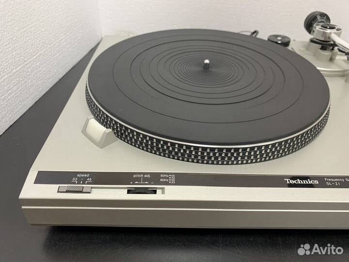 Проигрыватель винила Technics SL-Z1