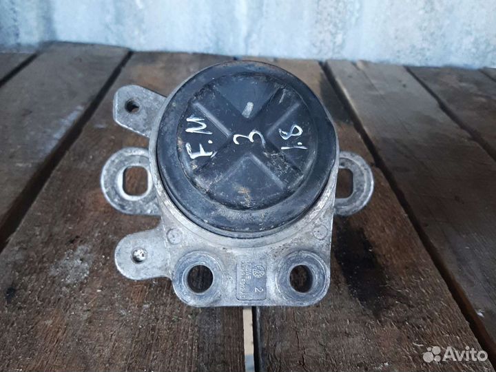 Подушка двигателя Ford Mondeo 3