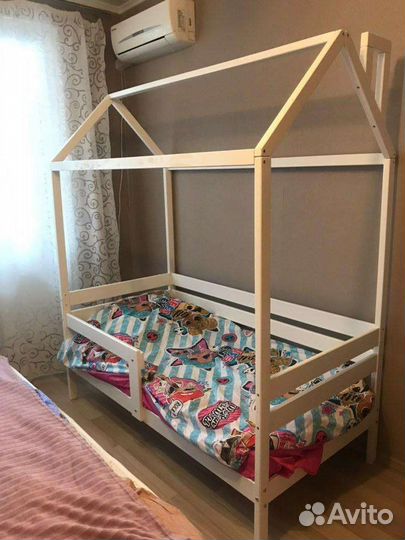 Кровать домик новая