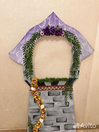 Фотозона Башня Рапунцель для дня рождения