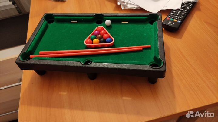 Настольная игра бильярд размер 17*30 см