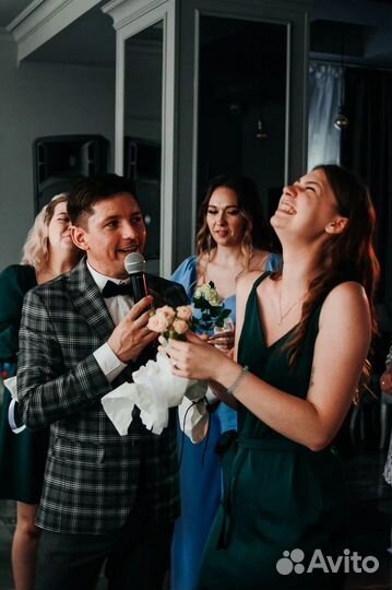 Ведущий на свадьбу
