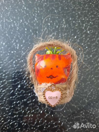 Котик из глины