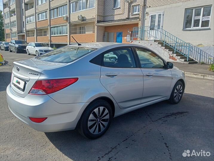 Hyundai Solaris 1.4 МТ, 2011, 133 100 км