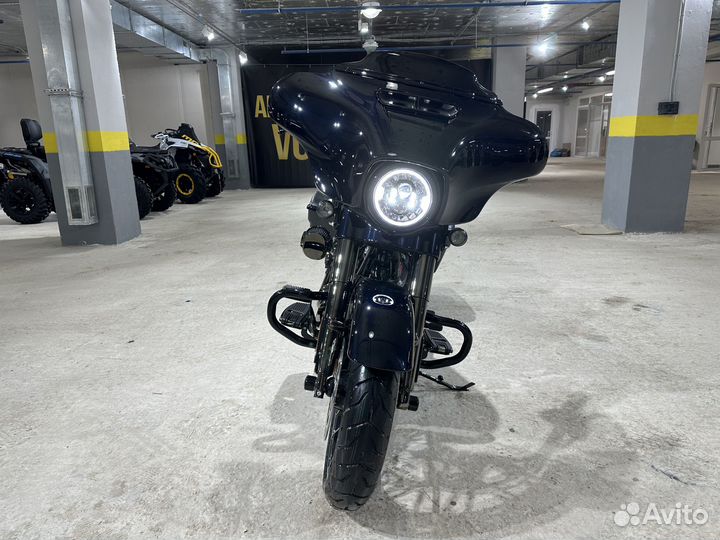 Harley-Davidson CVO Street Glide