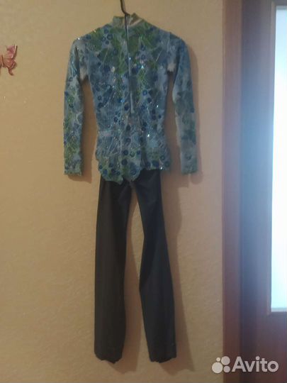 Костюм для фигурного катания