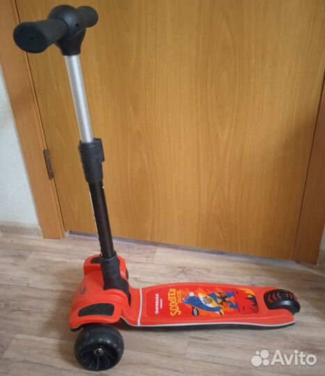 Новый самокат складной