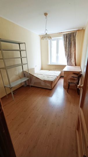 Комната 9 м² в 3-к., 3/9 эт.