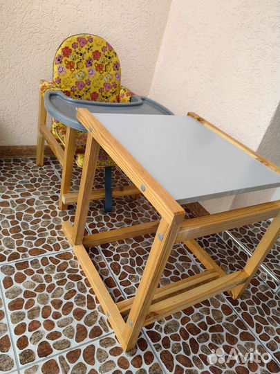 Стульчик для кормления