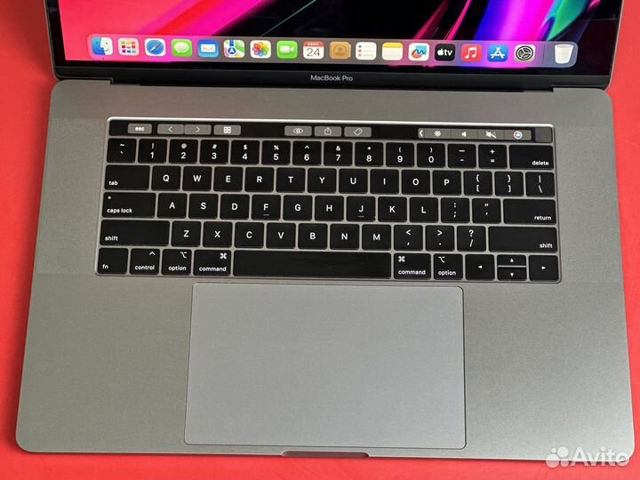 Топовый MacBook Pro 15 2019 i7 32GB 256GB