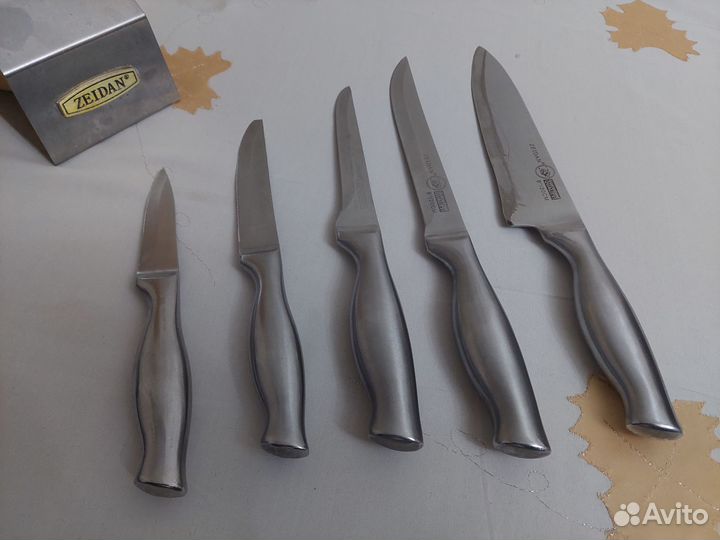 Набор кухонных ножей