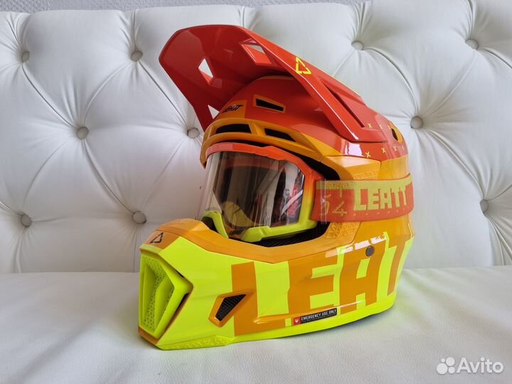 Оранж Шлем Leatt Moto 7.5 V23 Helmet Kit Citrus