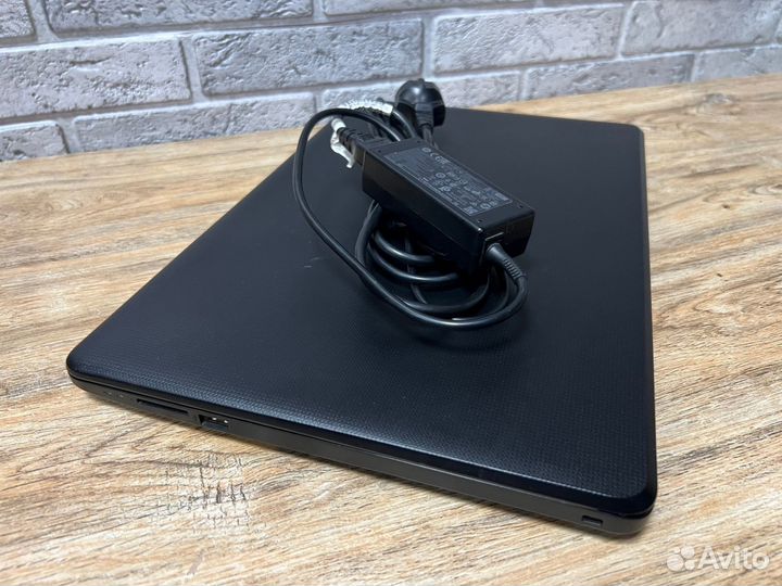 Ноутбук HP 15.6