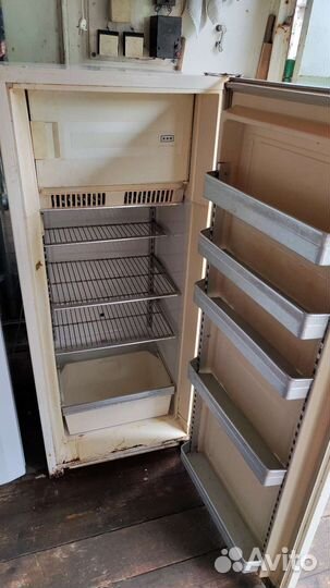 Холодильник ЗИЛ 64