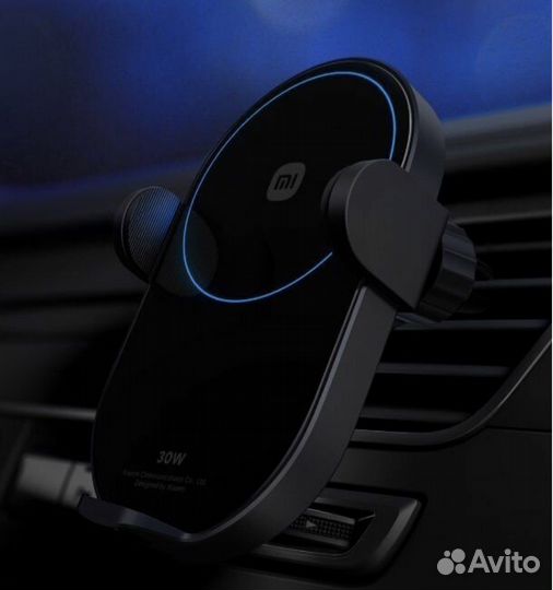 Автомобильный держатель с зарядкой