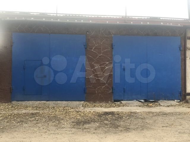 Гараж, > 30 м²
