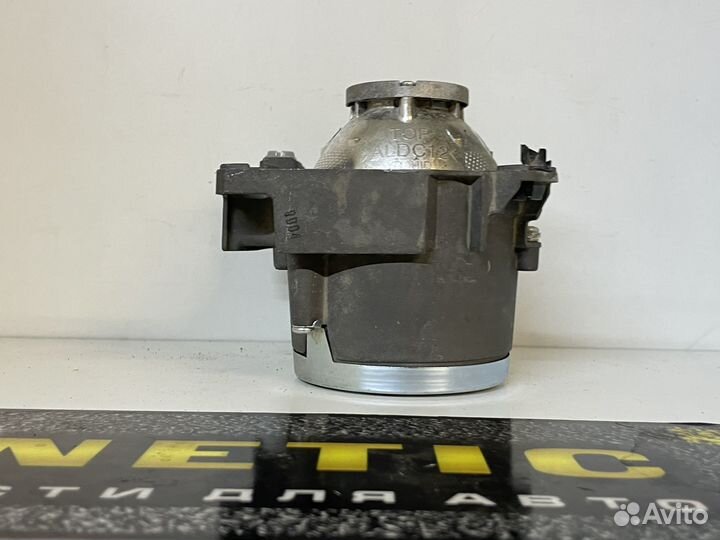 Опора линзы левой фары xenon Kia Cerato YD 2018