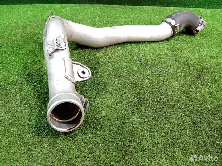 Патрубок интеркулера Volkswagen Golf 6 cavd (1.4T)