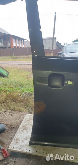 Дверь передняя правая джели gc6