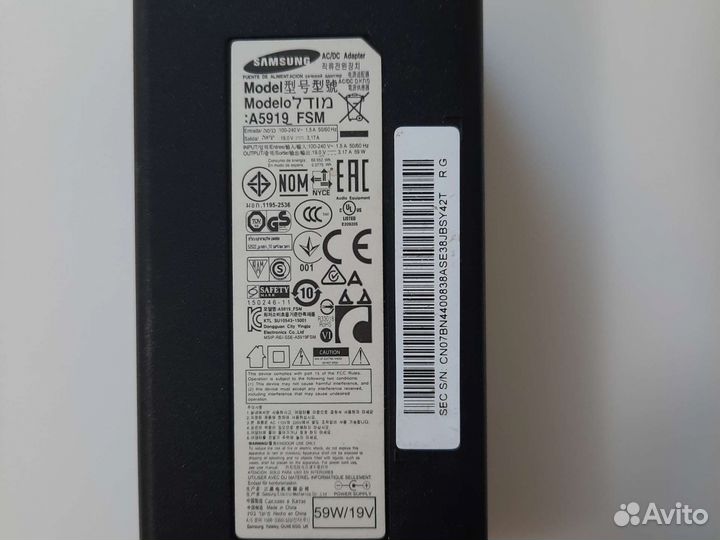 Блок питания (адаптер) для ноутбука Samsung