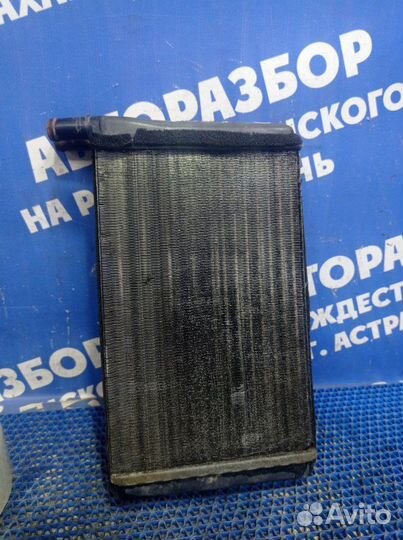 Радиатор печки Audi 80 седан SF 1994