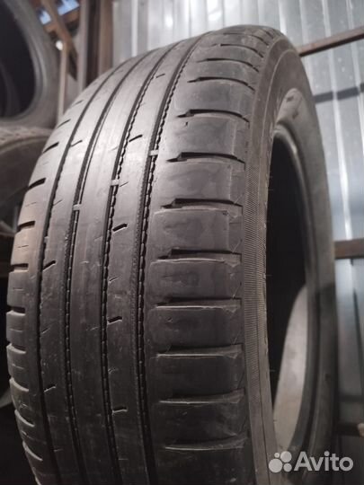 Nokian Tyres Hakka Blue 2 SUV 215/65 R17 103H