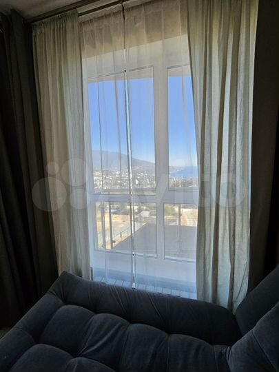 2-к. квартира, 57 м², 2/8 эт.