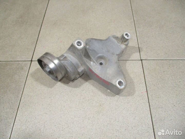 Кронштейн кондиционера VW Polo Sedan