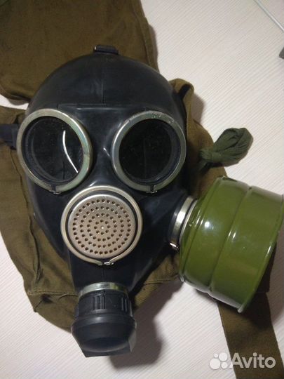 Противогаз гп7 с хранения