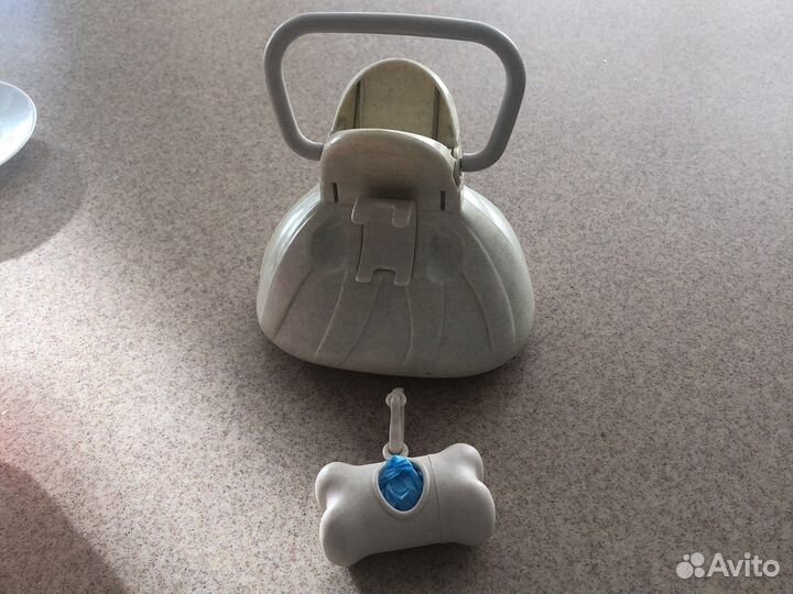 Совок для уборки за собакой