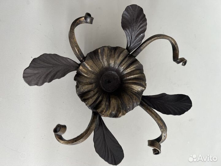 Подсвечник кованый