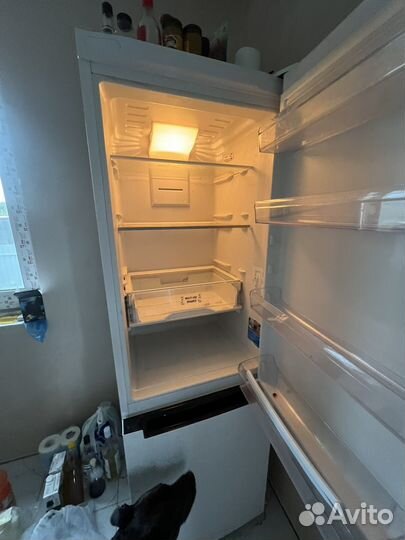 Холодильник на запчасти