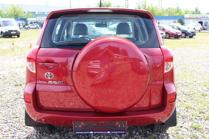 Toyota RAV4 2.0 AT, 2006, 189 000 км