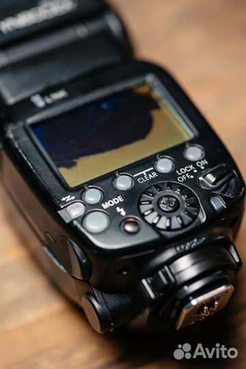 Yongnuo Speedlite YN-600EX-RT для Canon