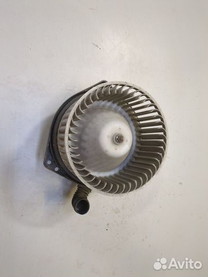 Двигатель отопителя Nissan Cabstar, 2008