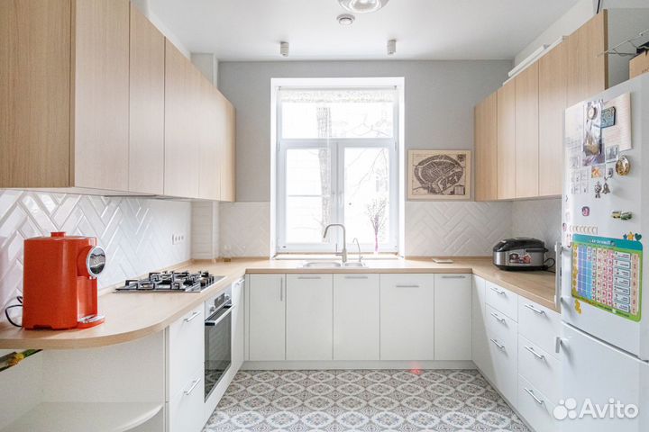 Кухня (цена за всю кухню) CN:020770