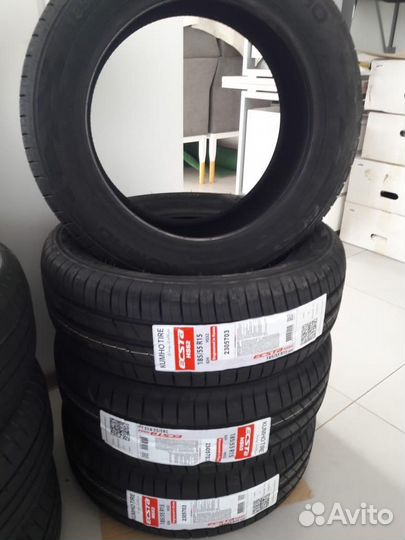 Kumho Ecsta HS52 185/55 R15 82H
