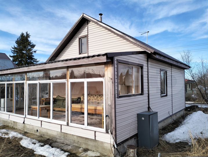 Дача 53,7 м² на участке 10,98 га