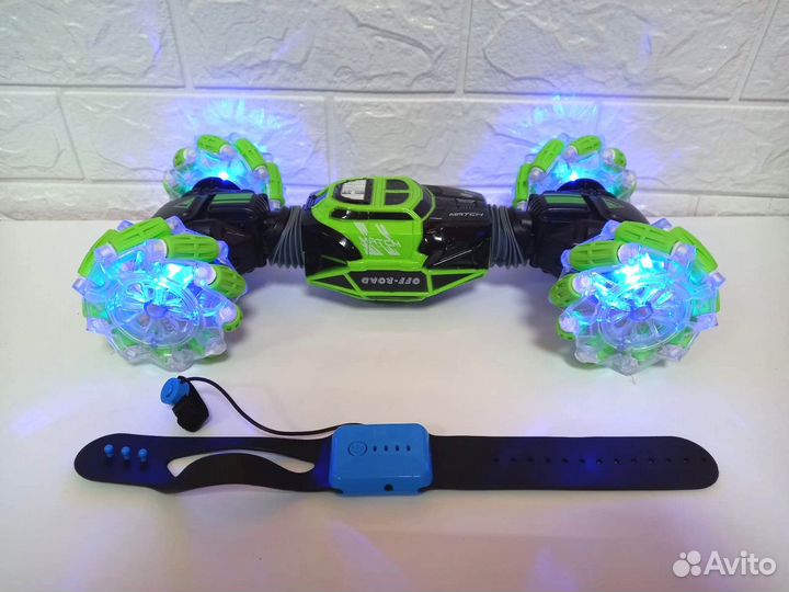 Машинка перевертыш с управлением жестами